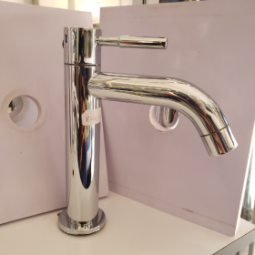 Long Curved Pillar Tap